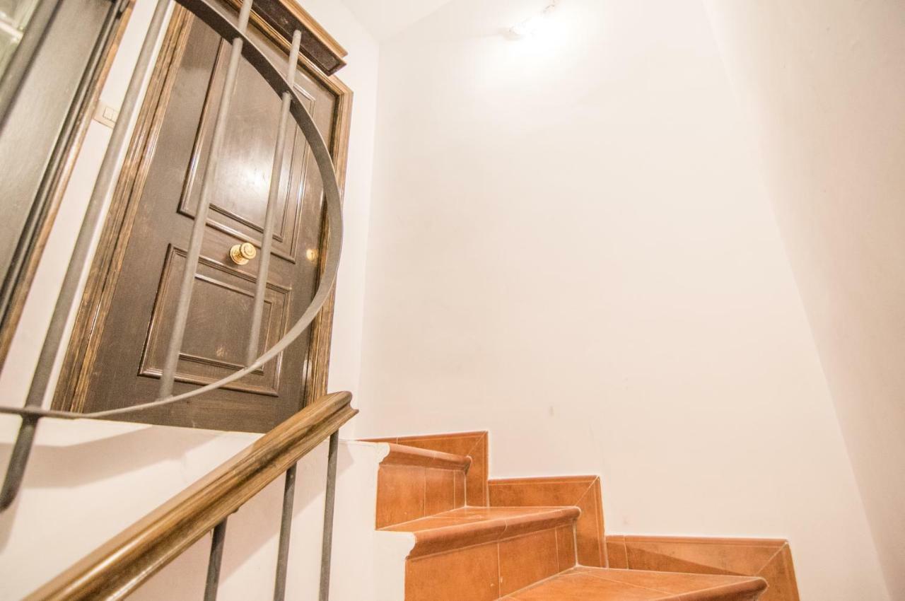 Tuguest Plaza Nueva Apartment Granada Eksteriør billede