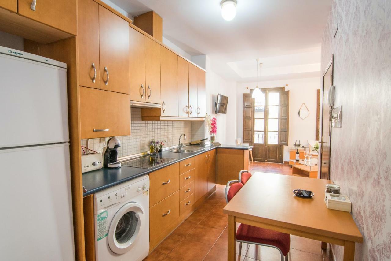 Tuguest Plaza Nueva Apartment Granada Eksteriør billede